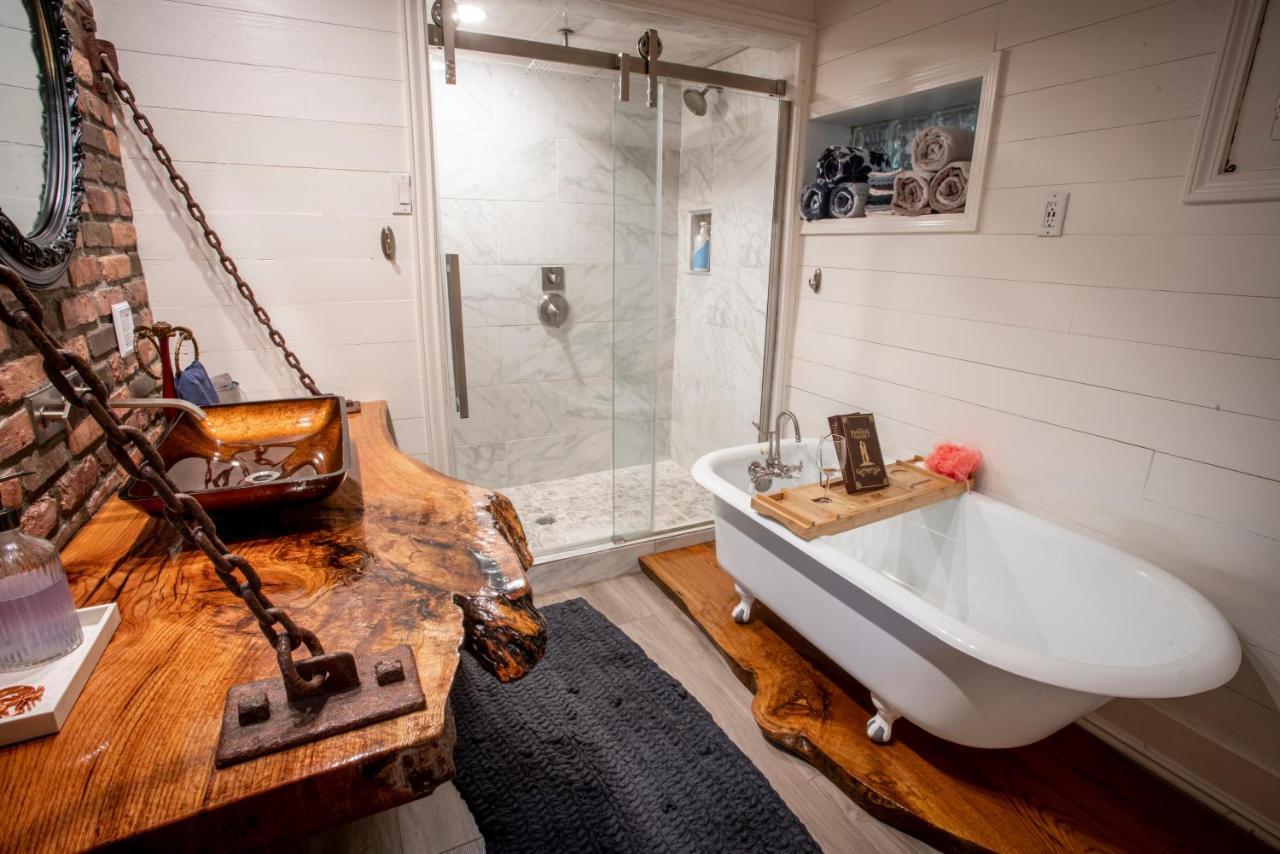 Apartment The Hobbit House, Fantasy Comes Home! Russellville